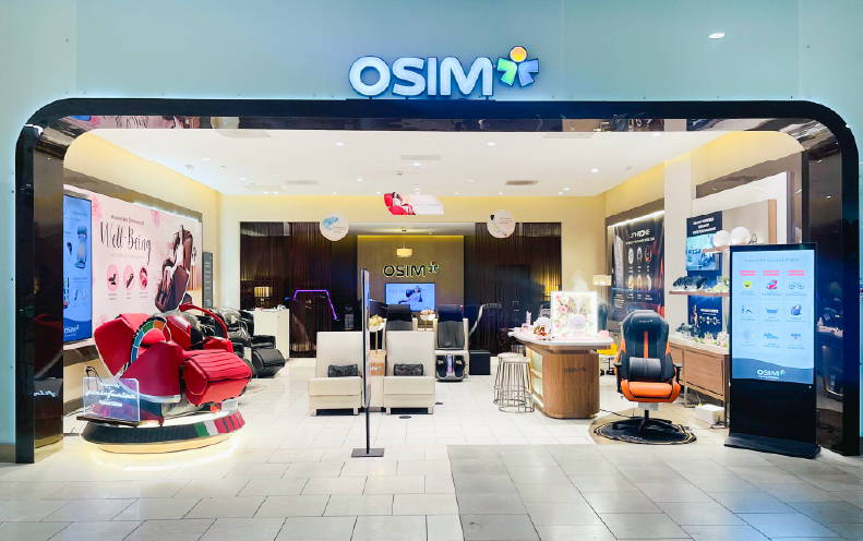 OSIM Massage Chair TheShops at Santa Anita store location in Arcadia Los Angeles California USA
